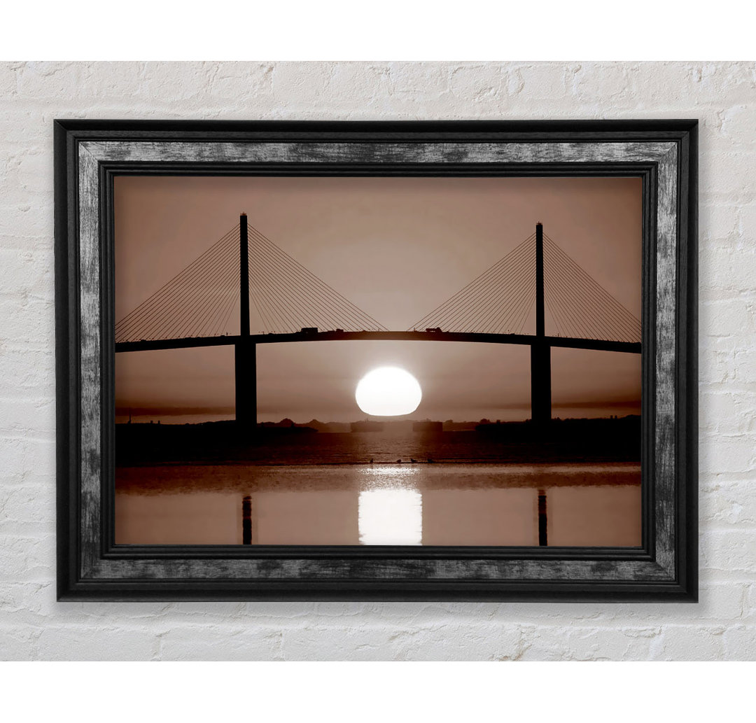 Distant Bridge Sundown Chocolate - Einzelner Bilderrahmen Kunstdrucke