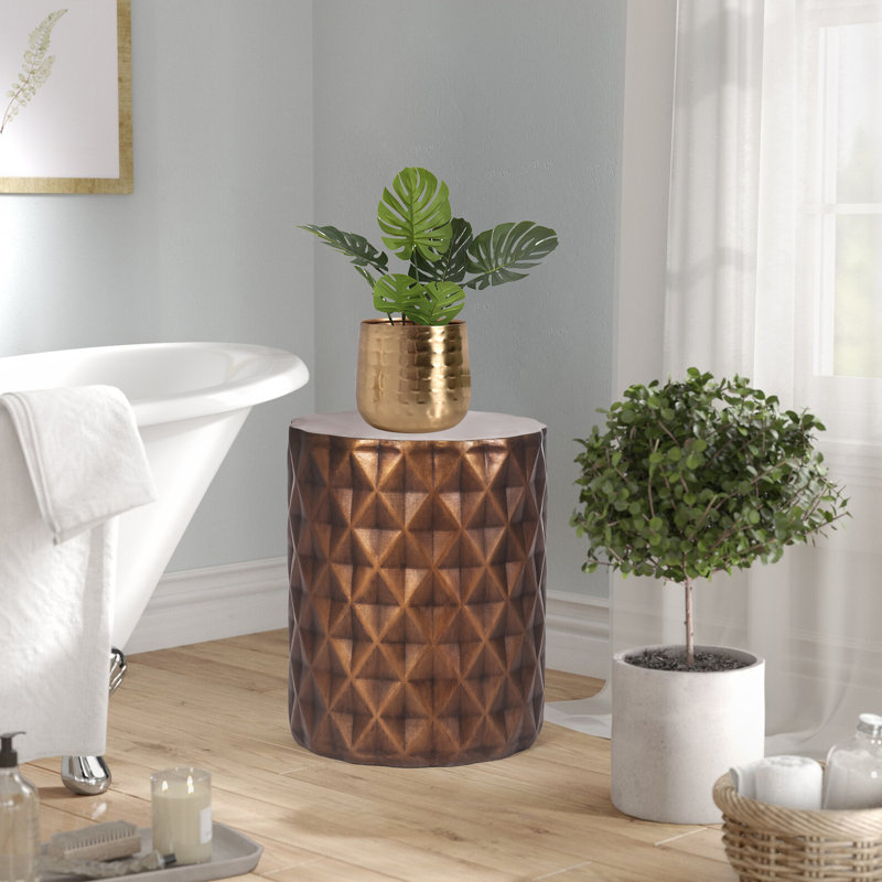 Table d'appoint en pierre