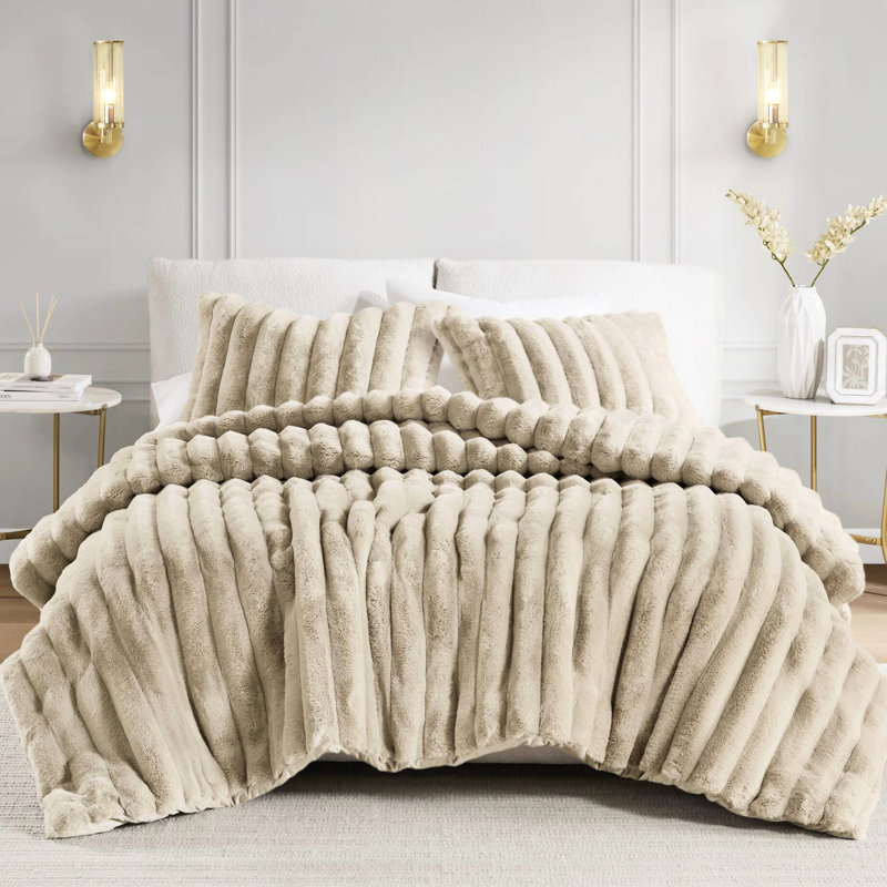 3 pièces d'édredon en fausse fourrure taupe, devant luxueux en fourrure lisse, rembourrage pour plus de chaleur et de confort, housse de taie décorative superposée