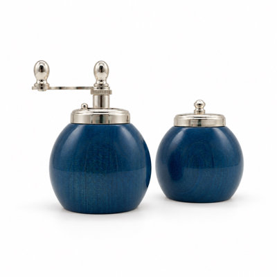Classic Round Salt and Pepper Set