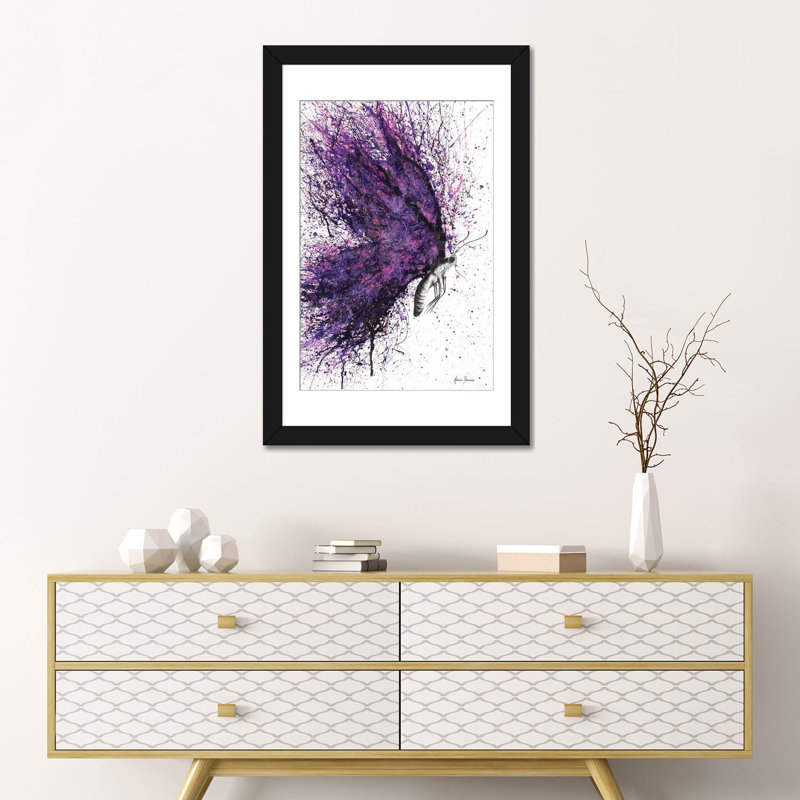 «Purple Sky Butterfly», impression sur toile, Papier avec cadre noir, H 32 po x l 24 po x P 1 po, Blanc