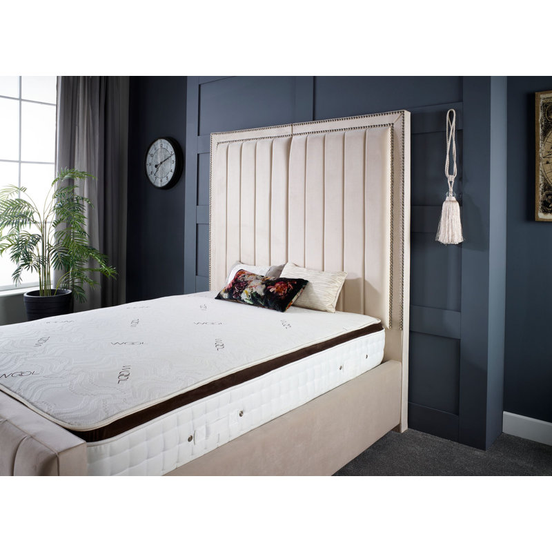 Ambreanna Upholstered Bed, Double (4'6)