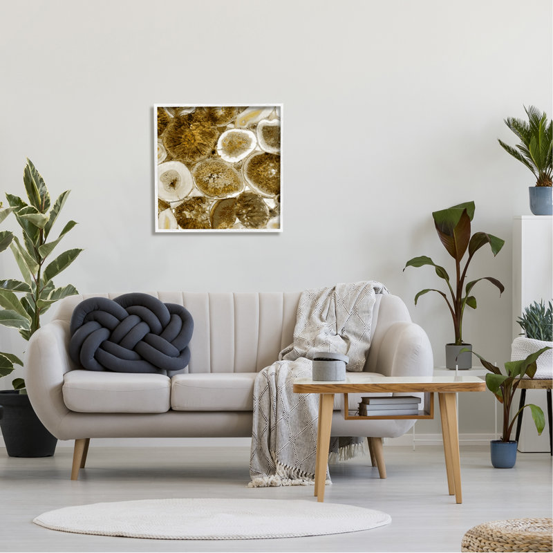 "Natural Geode Crystals Arrangement" par Danielle Carson - cadre flottant, impression sur bois, H 24 po x l 24 po x P 1,5 po
