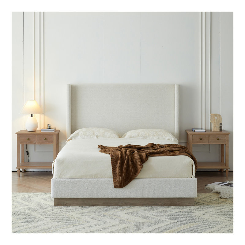 Lit à oreilles tapissier Hosford / lit plateforme tapissier à base de bois / tête de lit de 53,1 po de hauteur / minimaliste / rusticité / aucun sommier nécessaire / grand / blanc crème / pas de bruit