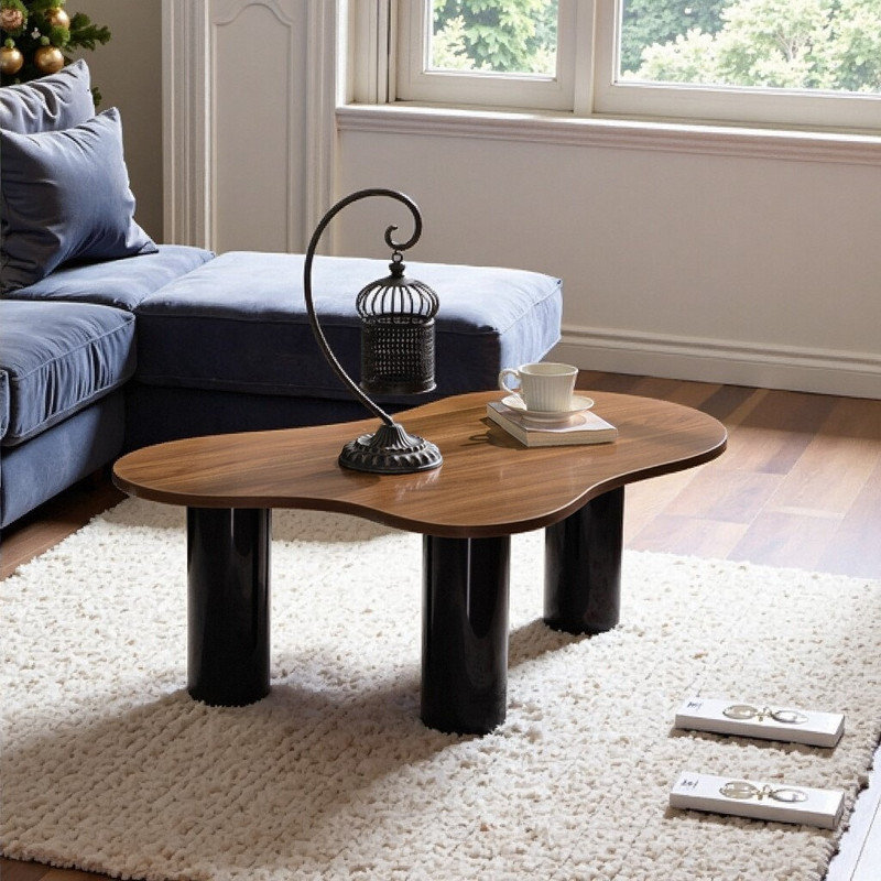 Plateau de table basse en forme de nuage de conception moderne écologique avec pieds cylindriques
