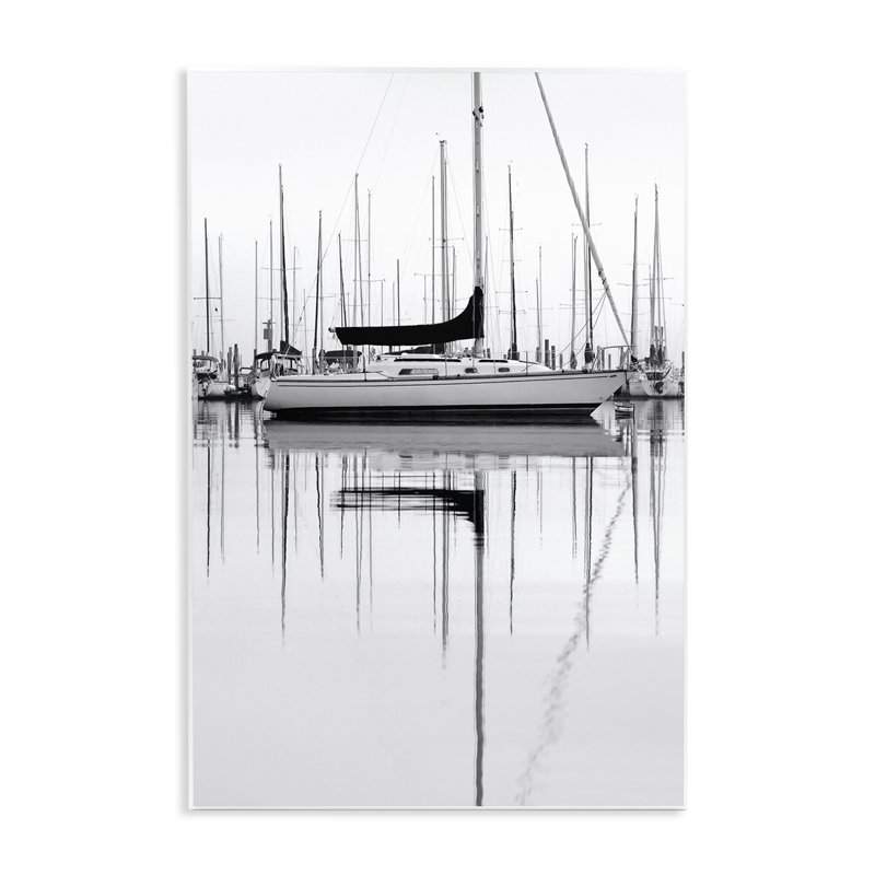 Art mural monochrome sur un port de bateau par Nicholas Bell, H 19 po x l 13 po
