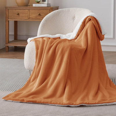 Bedsure GentleSoft™ Sherpa Twin/TwinXL Blanket – Thick All-Season Warm Bed Blanket – Burnt Orange – Ideal Gift for College Students