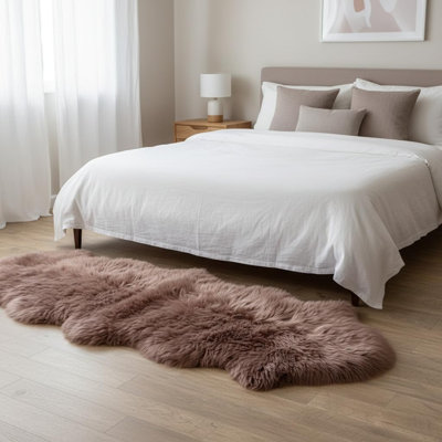 Pliner Sheepskin Indoor Rug