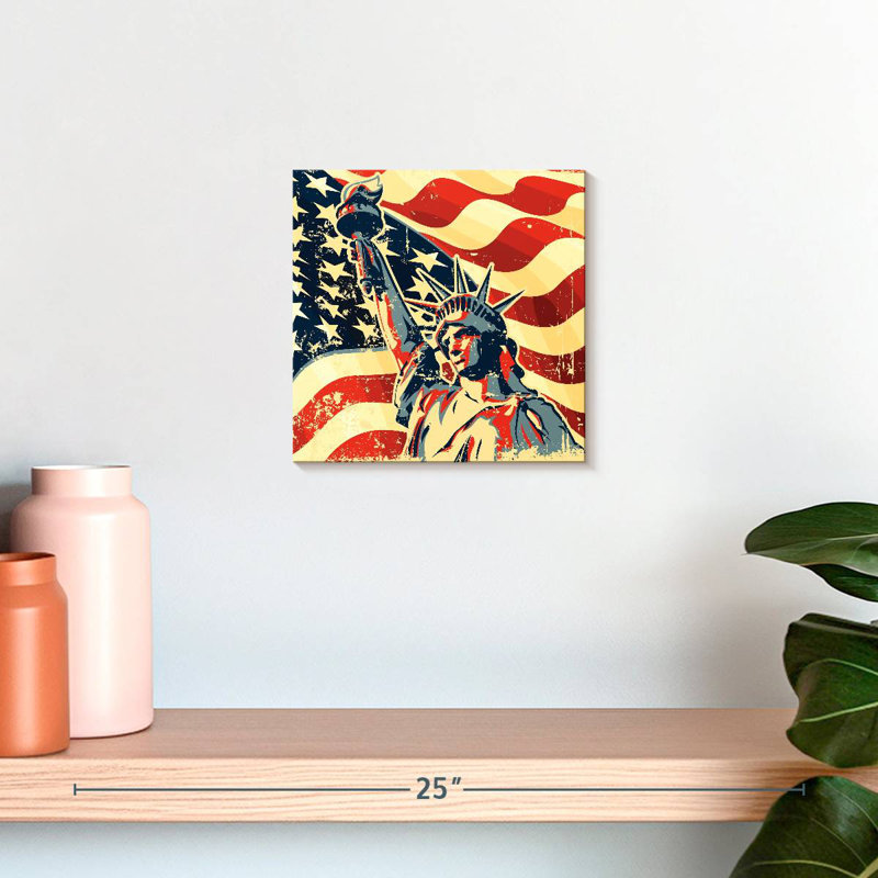 Statue de Nicci drapeau de la liberté américain