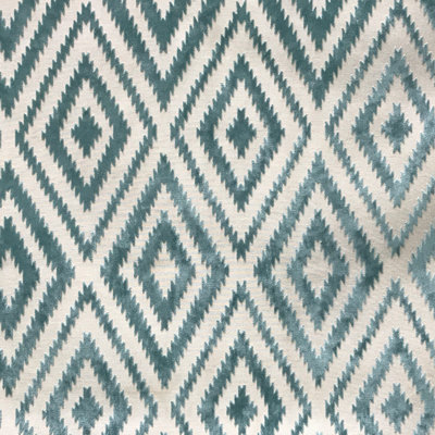 Cut Velvet | Waverly Fabric_WAVERLY