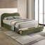 Très grand lit contemporain de style oriental avec velours olive, tête de lit incurvée, espace de rangement, structure et fonction en bois d'ingénierie, configuration de chambre à coucher transitionnelle-1341650776-1341650777