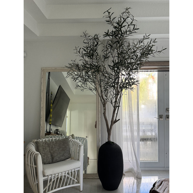 Olive artificielle dans un vase noir, Noir