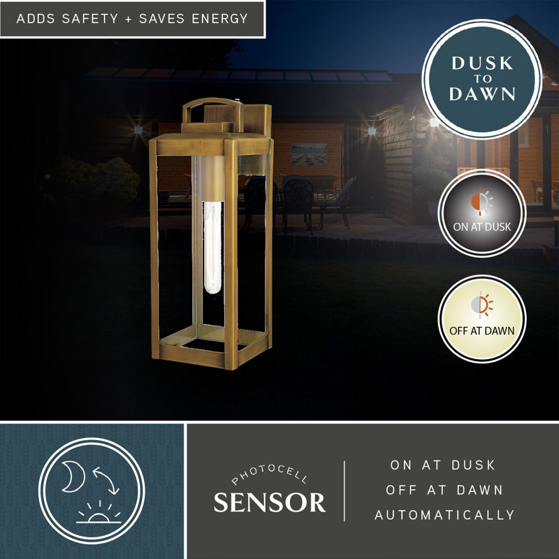 Haviland 16.75 in. H 1-Light Vintage Brass Dusk to Dawn Sensor Gold Outdoor Wall Sconce, Durable Metal, Clear Glass Shade, LED Compatible for Exterior Porch Patio Front Door or Garage