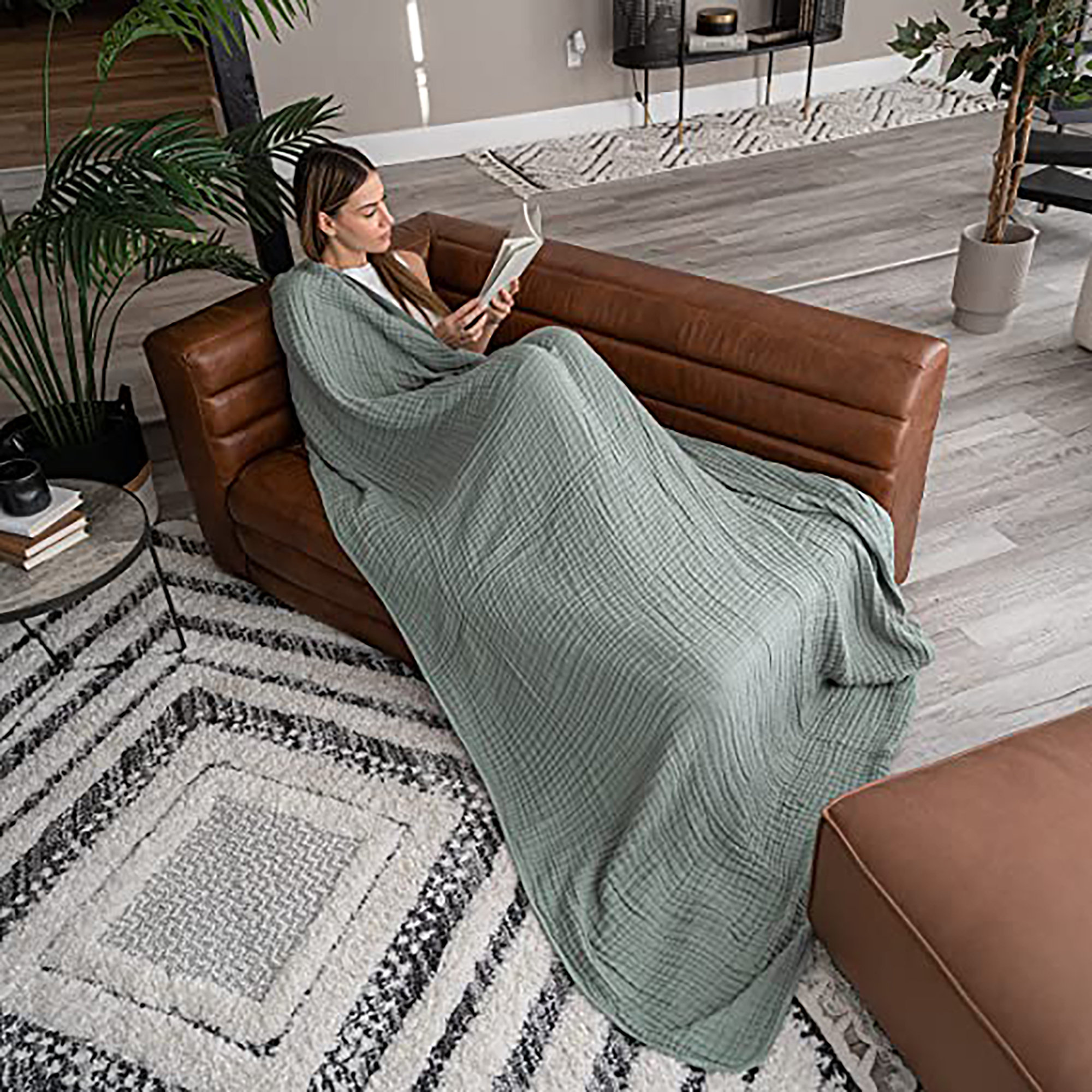 Karlina Muslin Blanket, Throw, Fern