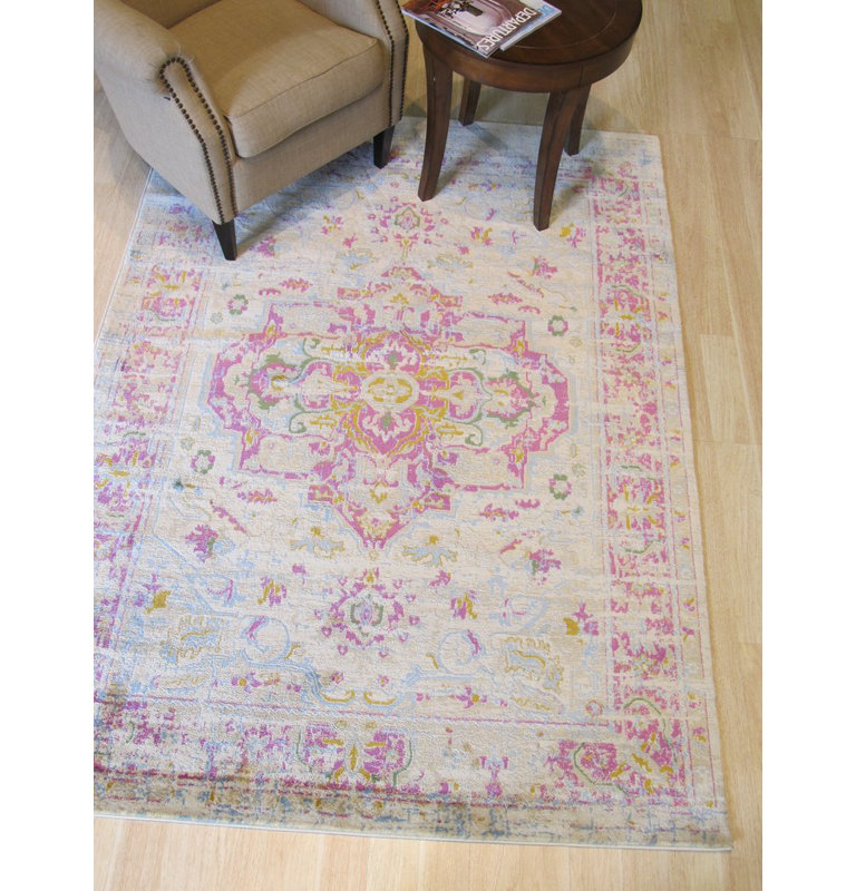Tapis ivoire Capella, Rectangle 5 pi 3 po x 7 pi 3 po