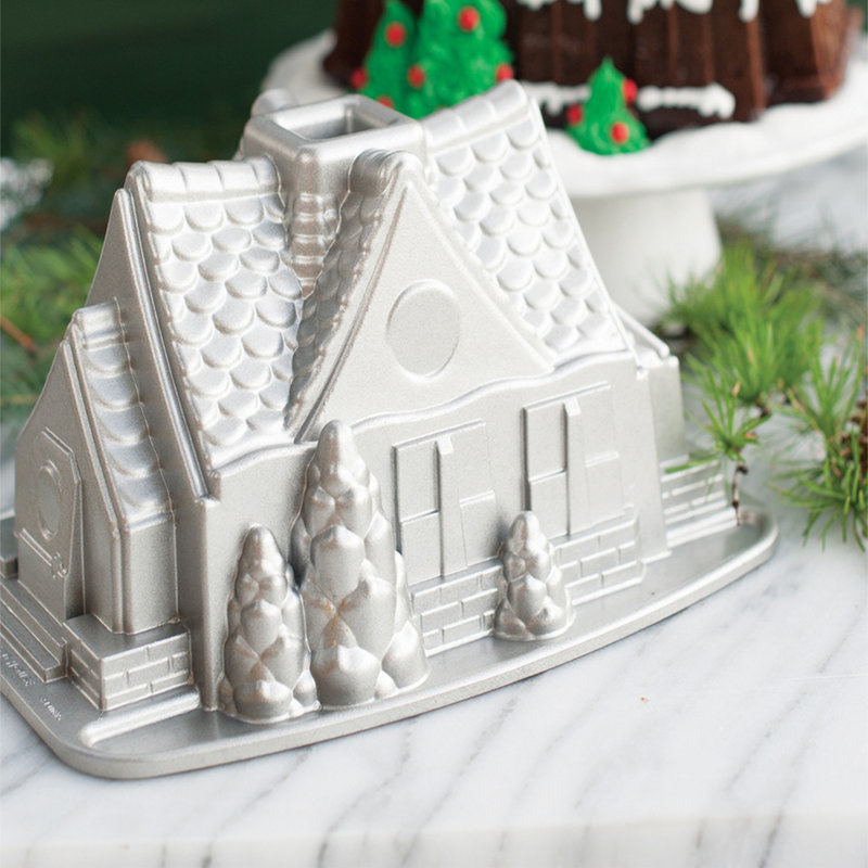 Nordic Ware Classic Cake Pan