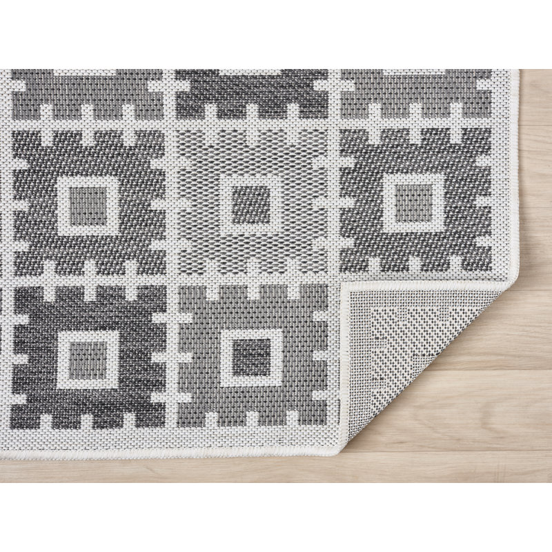 Toniana Power Loomed Polypropylene Indoor/Outdoor Rug, Gray, 2'2x3'9