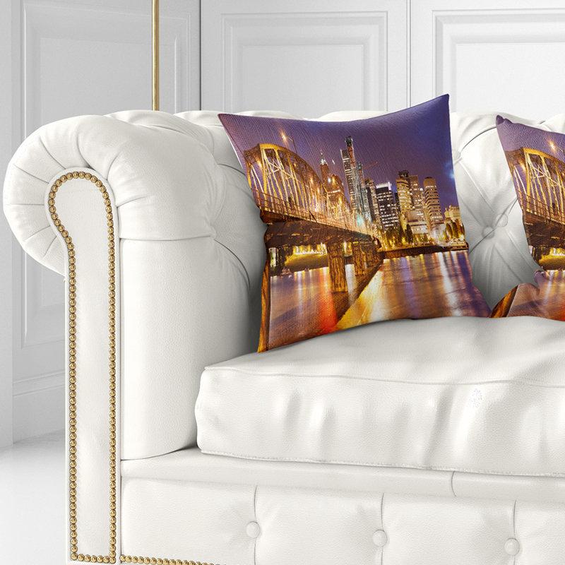 Skyline of Portland Panorama - Coussin imprimé paysage urbain, 18 po x 18 po, Coussin décoratif