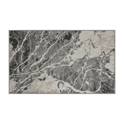 Tapis gris soyeux et moelleux