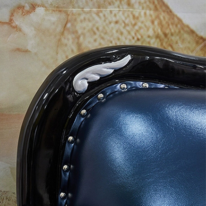 Chaise en cuir massif de style européen