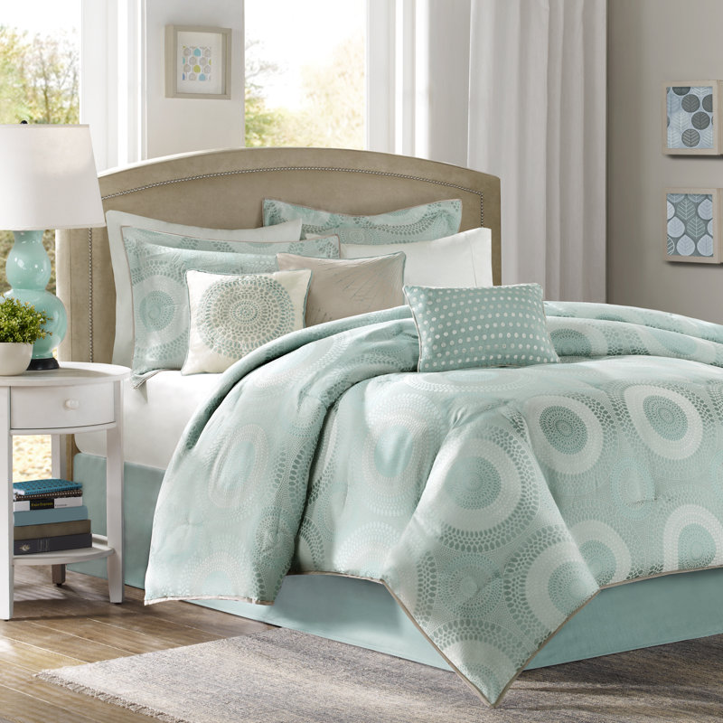 Ensemble d'édredon en microfibre 7 pièces Baxter, Édredon de très grande taille et 6 pièces suppl