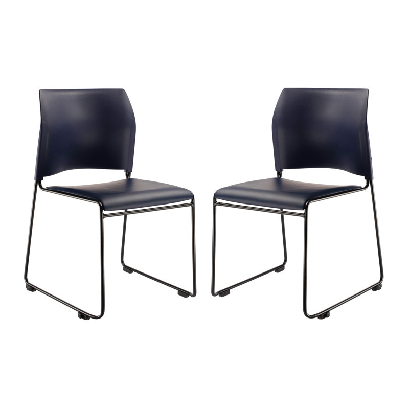 Chaise empilable en vinyle NPS 8700 Series Cafetorium, Bleu