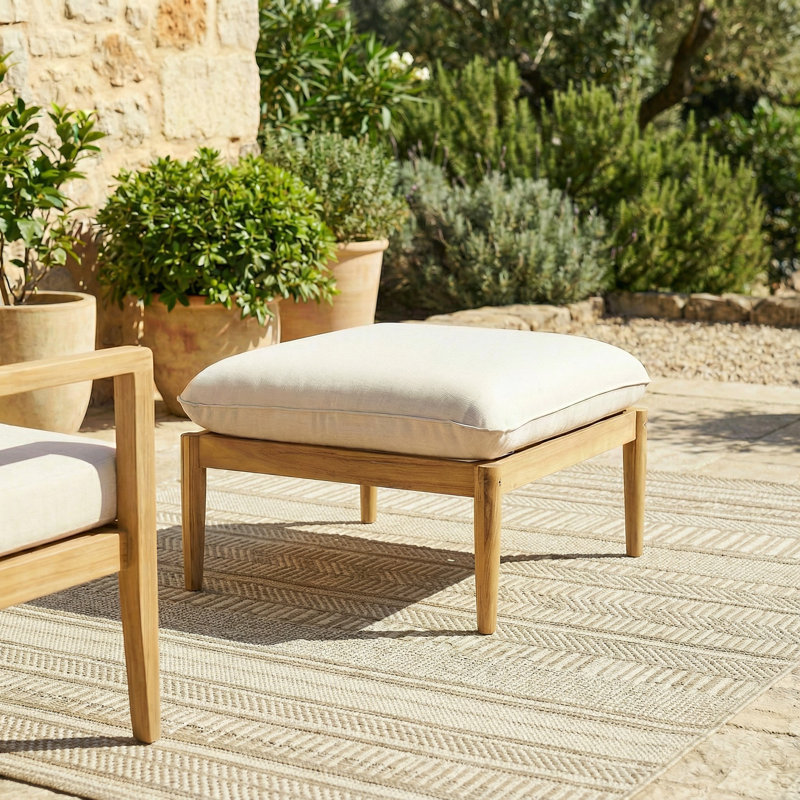 Repose-pieds d'extérieur en bois d'acacia Terassi, finition teck clair avec coussin beige