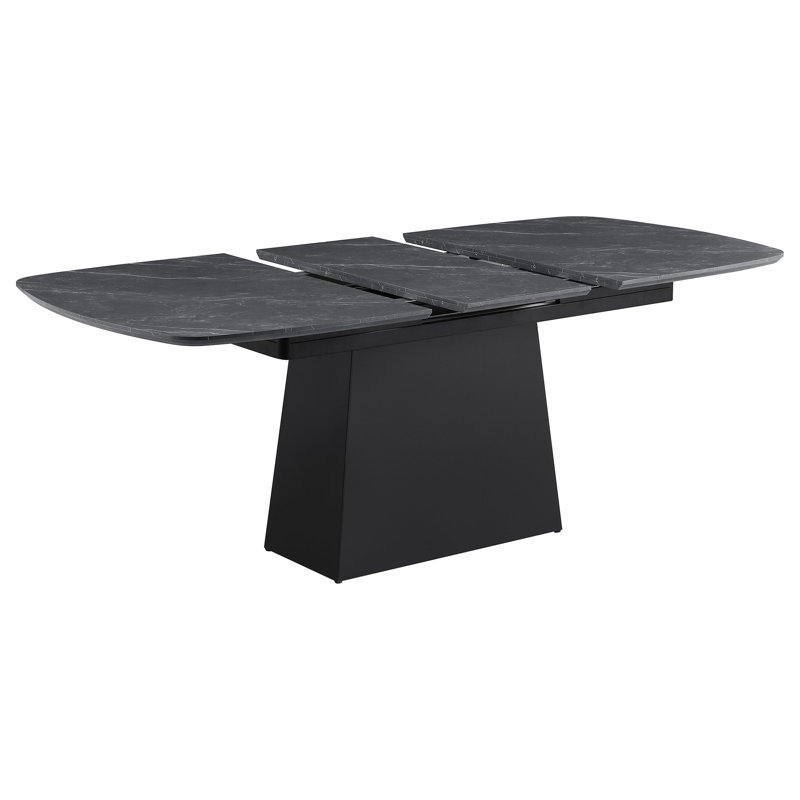 Table de salle à manger noire