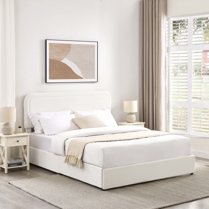 Grand lit plateforme tapissier ivoire