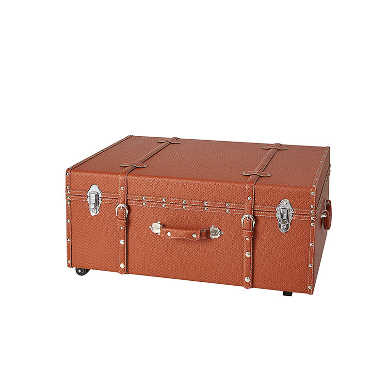 Accent Trunk in , Tan/Brown
