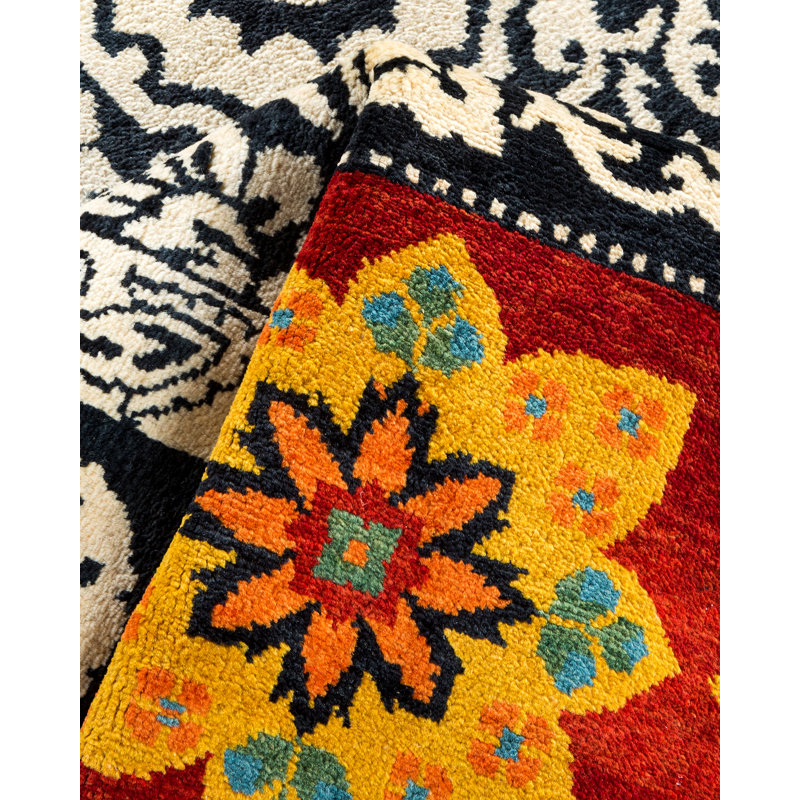 Suzani One-of-a-Kind 3' 3" X 5' 5" Hand Knotted Area Rug