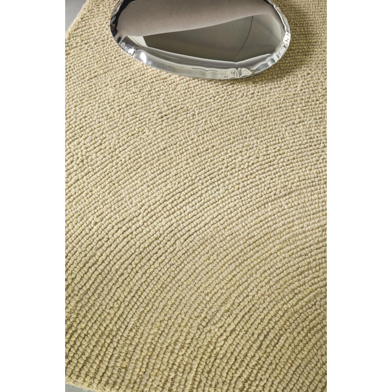 Hand Tufted Wool Area Rug in Sand, Rectangle 4'7" x 6'7"
