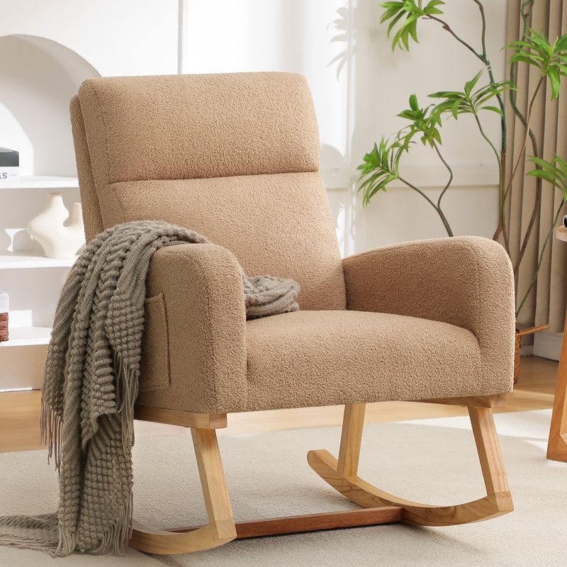Chaise berçante Wasilewski de 28 po de largeur pour chambre de bébé avec pieds en bois massif, Teddy kaki