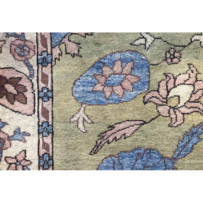 Hand-Knotted High-Quality Light Green Area Rug