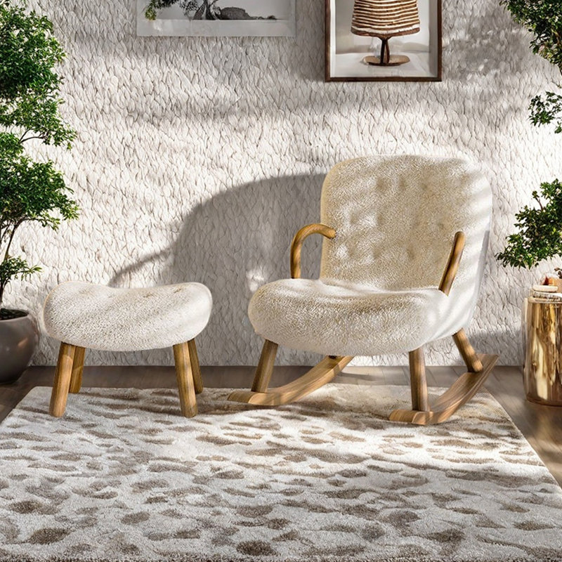 Chaise berçante confortable de style crème