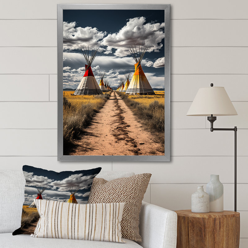 «Yellow Native Tipi Path to Spirituality I», reproduction sur toile, H 20 po x l 12 po x P 1 po, Cadre photo argenté
