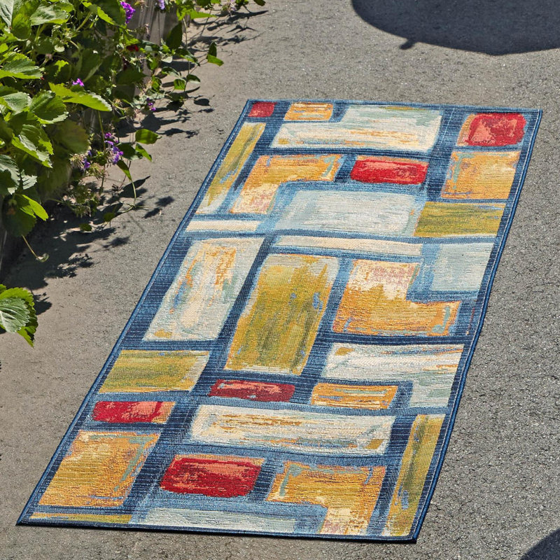 Merrimac Washable Geometric Indoor / Outdoor Rug, Runner 2' x 6'1"