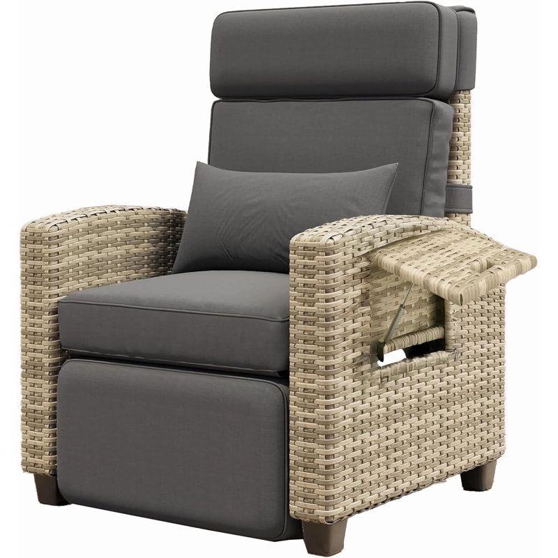 Metal Outdoor Lounge Chair