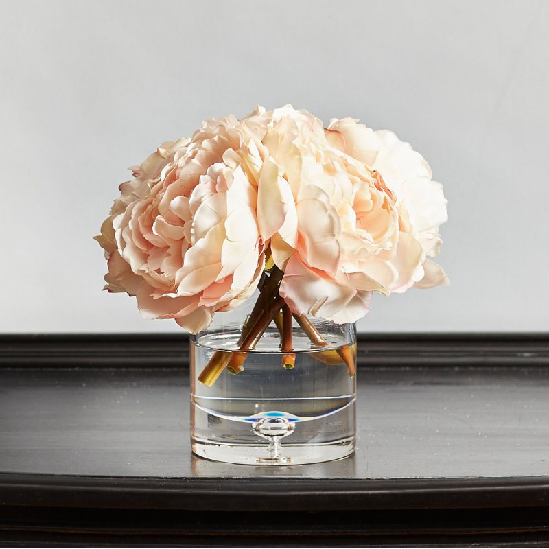 Arrangement floral pivoine dans un vase Blush Real Touch, Crème