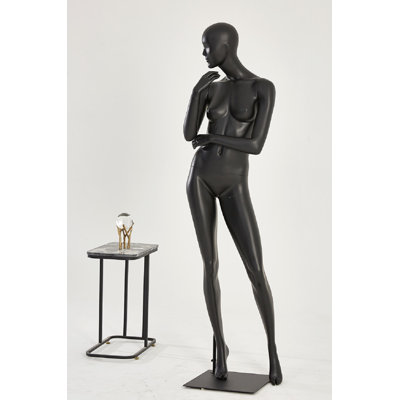 Aleshka People Statue
