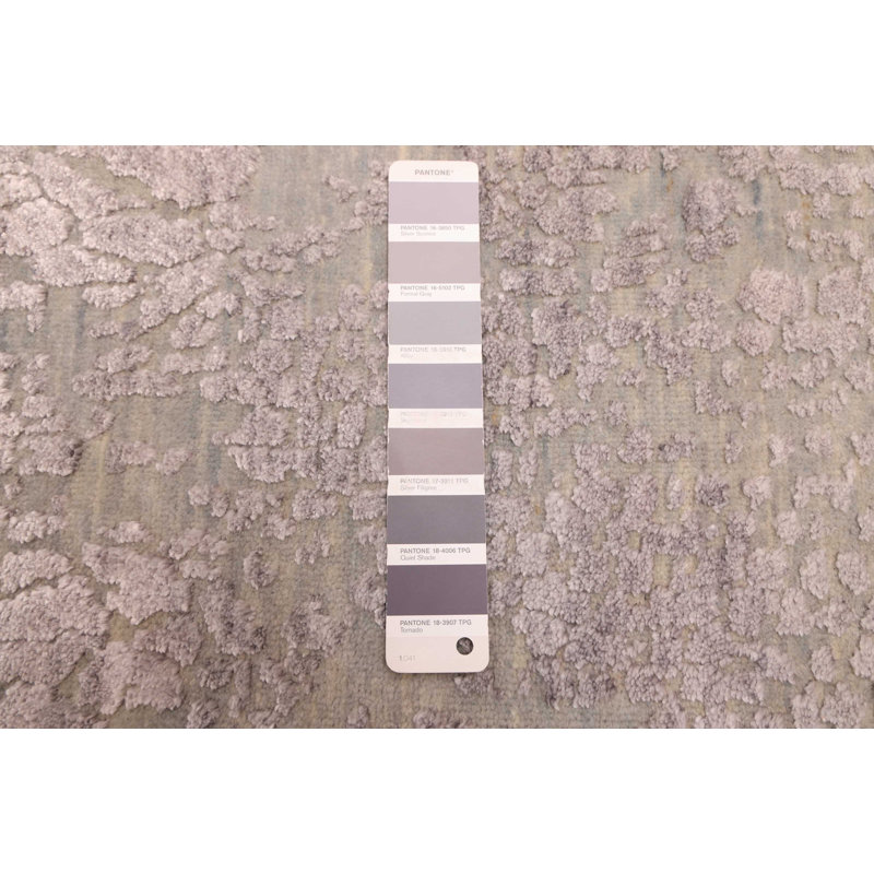 Tapis gris Legacy 5 pi 9 po x 5 pi 10 po