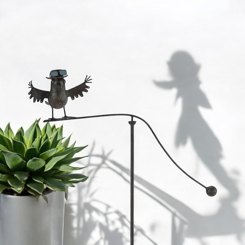 Decorative Steel Birds Garden Stake – Modern Eco-Friendly Recycled Metal Bird Ornament with Easy Placement