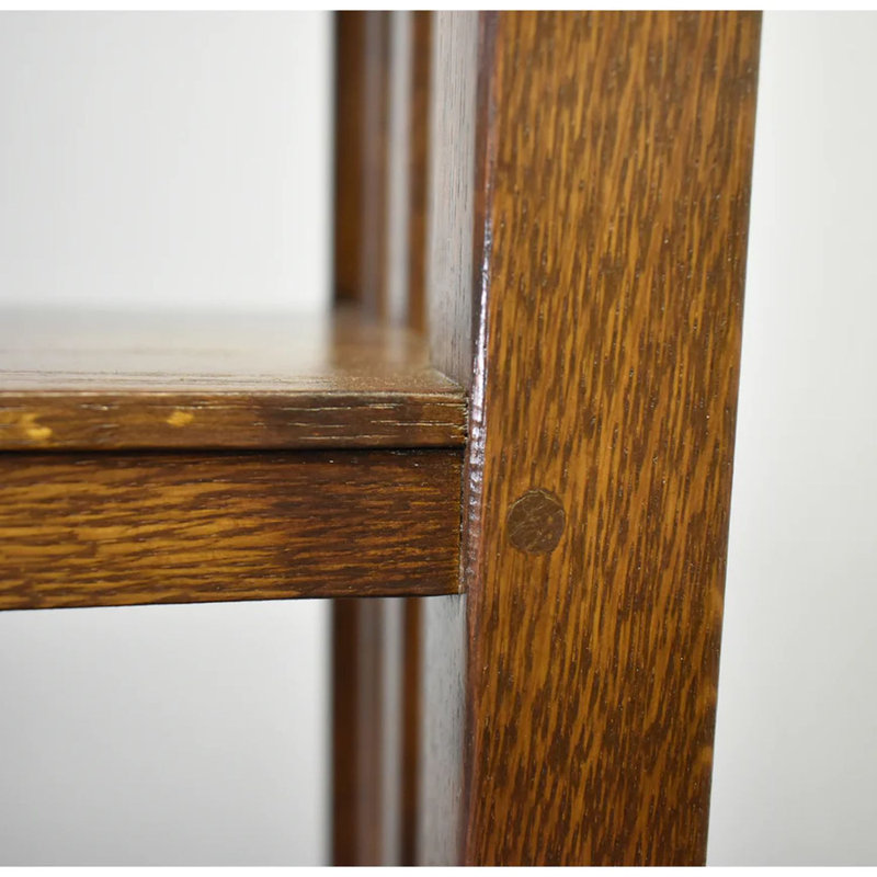 Bibliothèque standard en bois massif H 78 "x l 30" Saucedo, Brun foncé