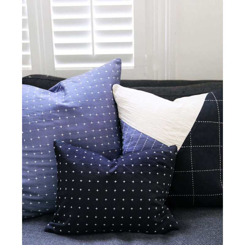 Naari Square Pillow Cover & Insert