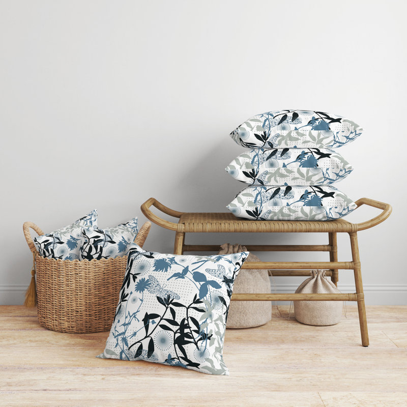 Coussin décoratif floral intérieur / extérieur réversible, Bleu / blanc / noir, H 18 po x l 18 po
