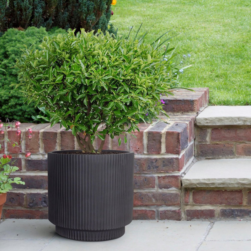 Concrete Effect Frostproof Outdoor Plant Pot, Garden Flower Pot, Cylinder Round Garden Planter with Drainage Holes, Outdoor Planter with Ribbed Pattern
