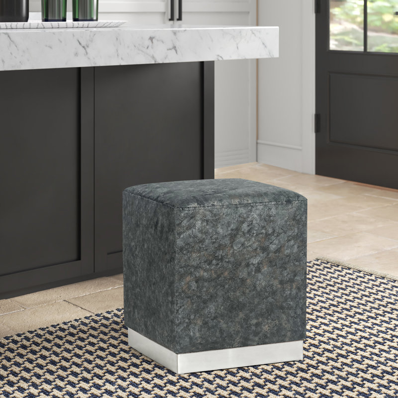 Daaniyal 14.6'' Wide Square Cube Ottoman, Grey Velvet