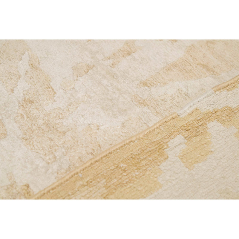Wool Abstract Area Rug in White