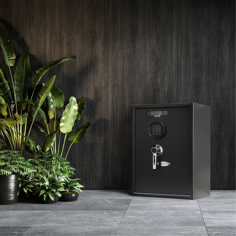 Coffre-fort à serrure électronique 1,45 pi cubes, noir, avec structure en acier massif et 2 tablettes numériques noires avec tablette amovible