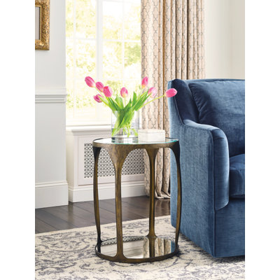 Table d'appoint en métal